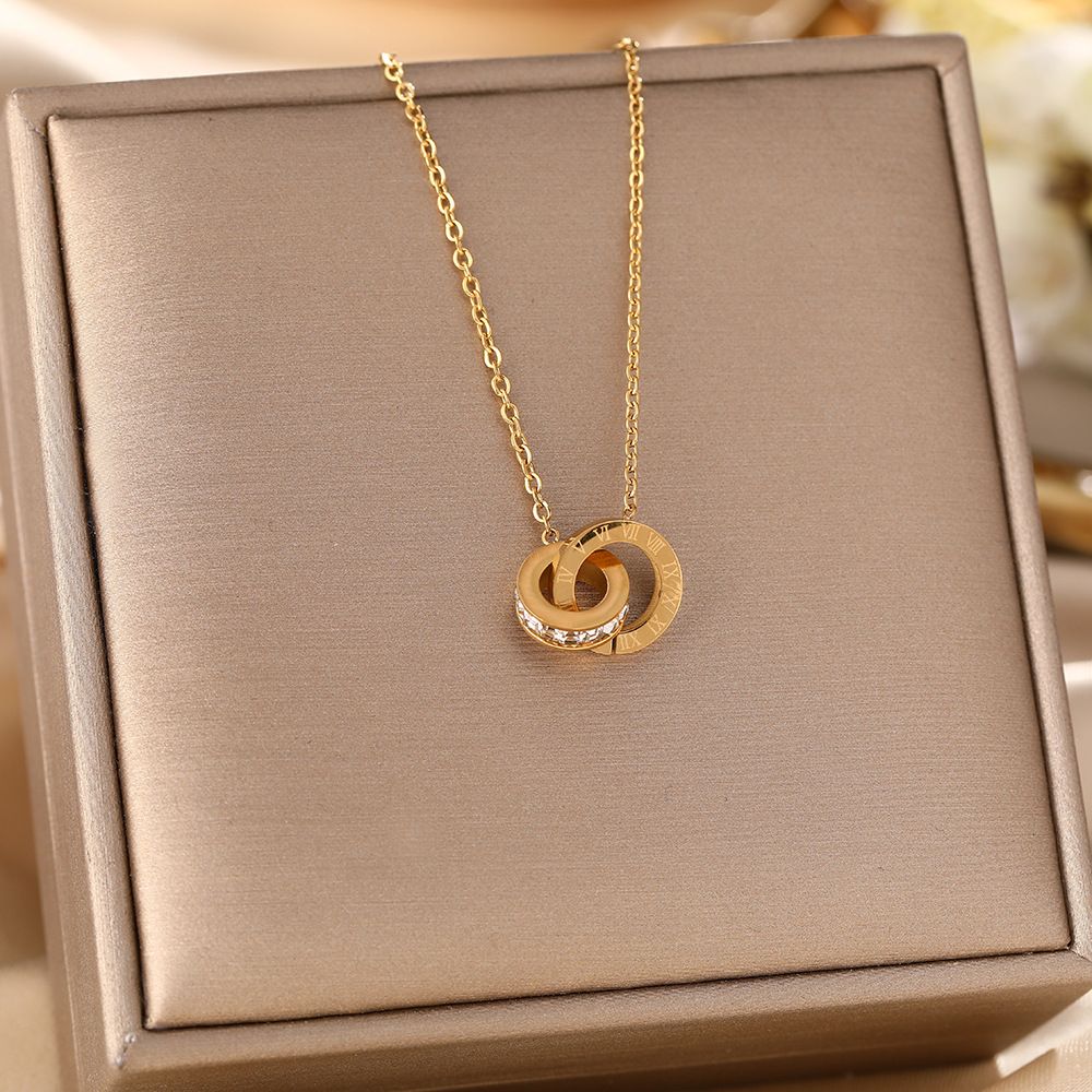 Internet Famous Titanium Steel Necklace, Women's Double Ring Diamond Studded Roman Numeral Pendant, Fashionable_ipsvogv.com