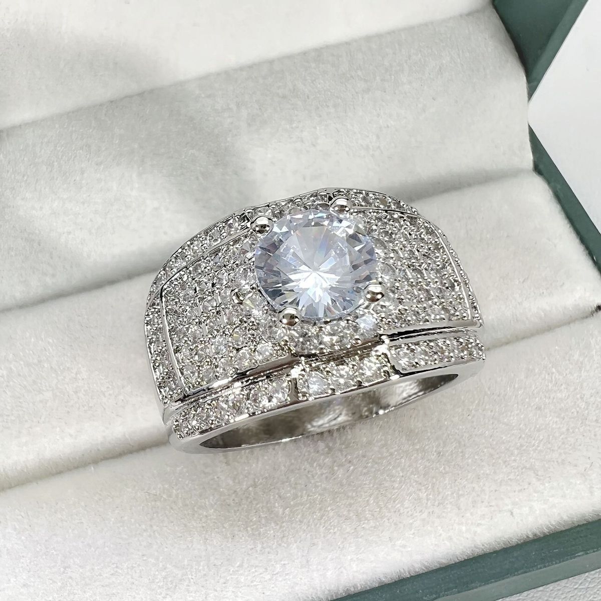 Group Set With Full Diamond Men's Luxury Silver Ring_ipsvogv.com