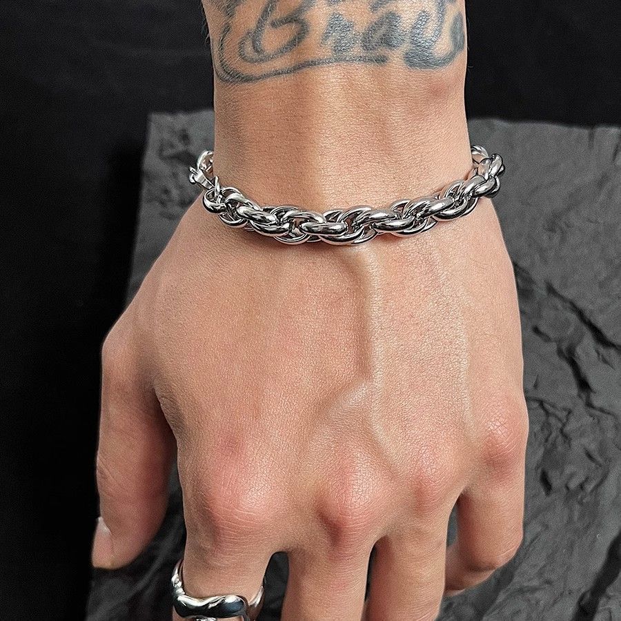 Men's Jewelry Hip Hop Boys' Cuban Bracelets Simple And High End Thick Chains Made Of Titanium Steel And Do Not Fade Hand Jewelry Bracelets For Couples_ipsvogv.com
