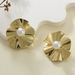 High-end Fashion Commuter Flower For Women, Korean And Japanese Style, Minimalist Elegant Stud Earrings_ipsvogv.com
