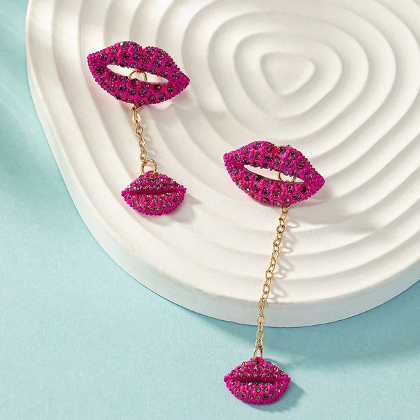 Retro simple European and American style earrings women's personalized creative lips Diamond-embedded niche design earrings versatile long earrings_ipsvogv.com