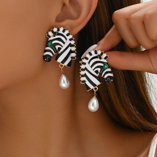 Women’s Jewelry Set Fashion Style Creative Oil Drop Earrings Personality Zebra Small Animal Design Diamond Pearl Earrings Earrings_ipsvogv.com