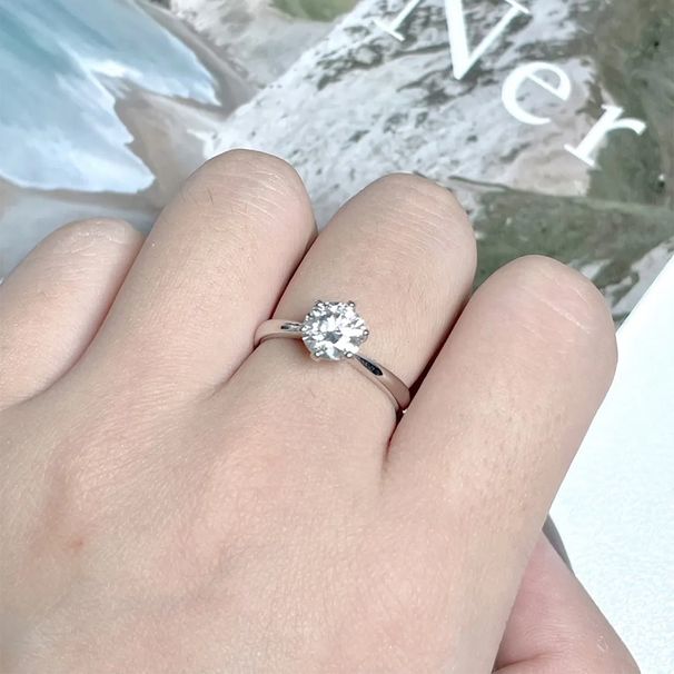 Ladies Fashion Classic Six Claw Opening Adjustable One Carat Moissanite Engagement Wedding Ring Ring_ipsvogv.com