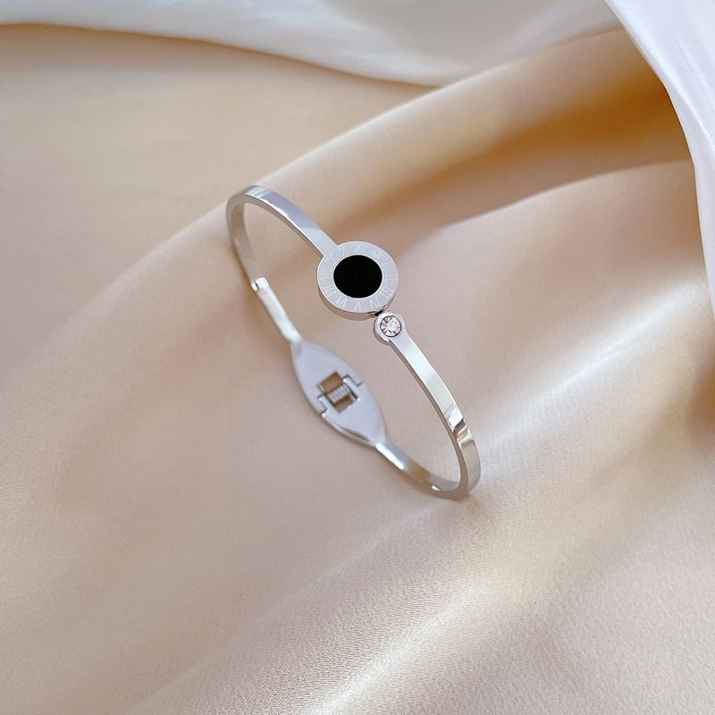 【 Full body 】 INS style Roman titanium minimalist and fashionable stainless steel bracelet_ipsvogv.com