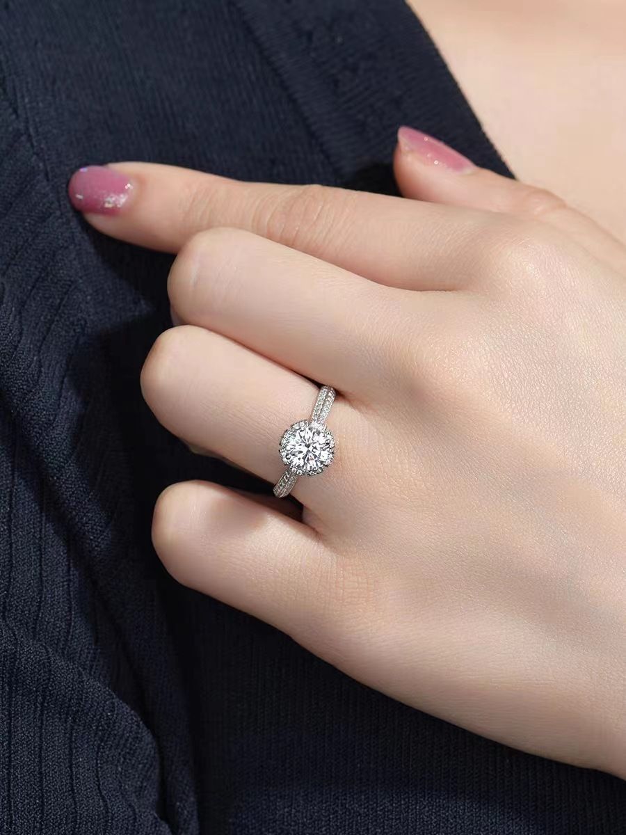 Ruby Flower Inlaid Moissanite Diamond Ring Luxury Beautiful 1 Carat Diamond Ring Wedding Ring Moissanite Ring_ipsvogv.com