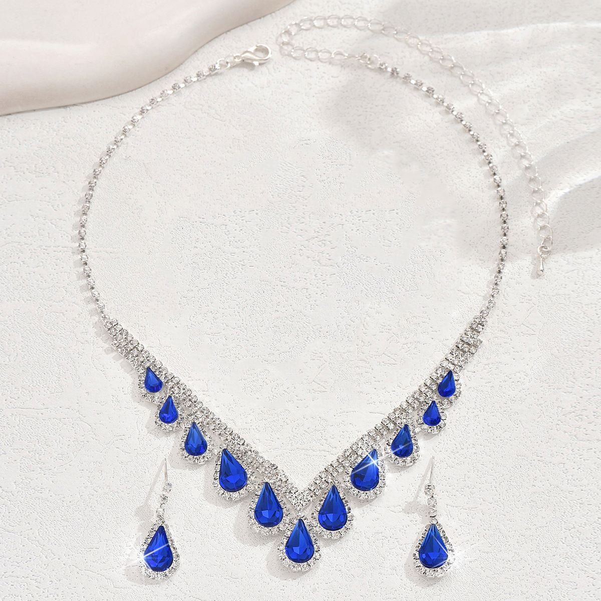Women’s Jewelry Set Fashion High End Zircon Butterfly Tassel Earrings Necklace Set Niche Temperament Clavicle Chain Light Luxury Fashion Jewelry_ipsvogv.com
