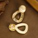 Silver Needle French Elegant And Personalized Hollow Out Colorful Abalone Shell For Women, Fashionable Temperament,_ipsvogv.com
