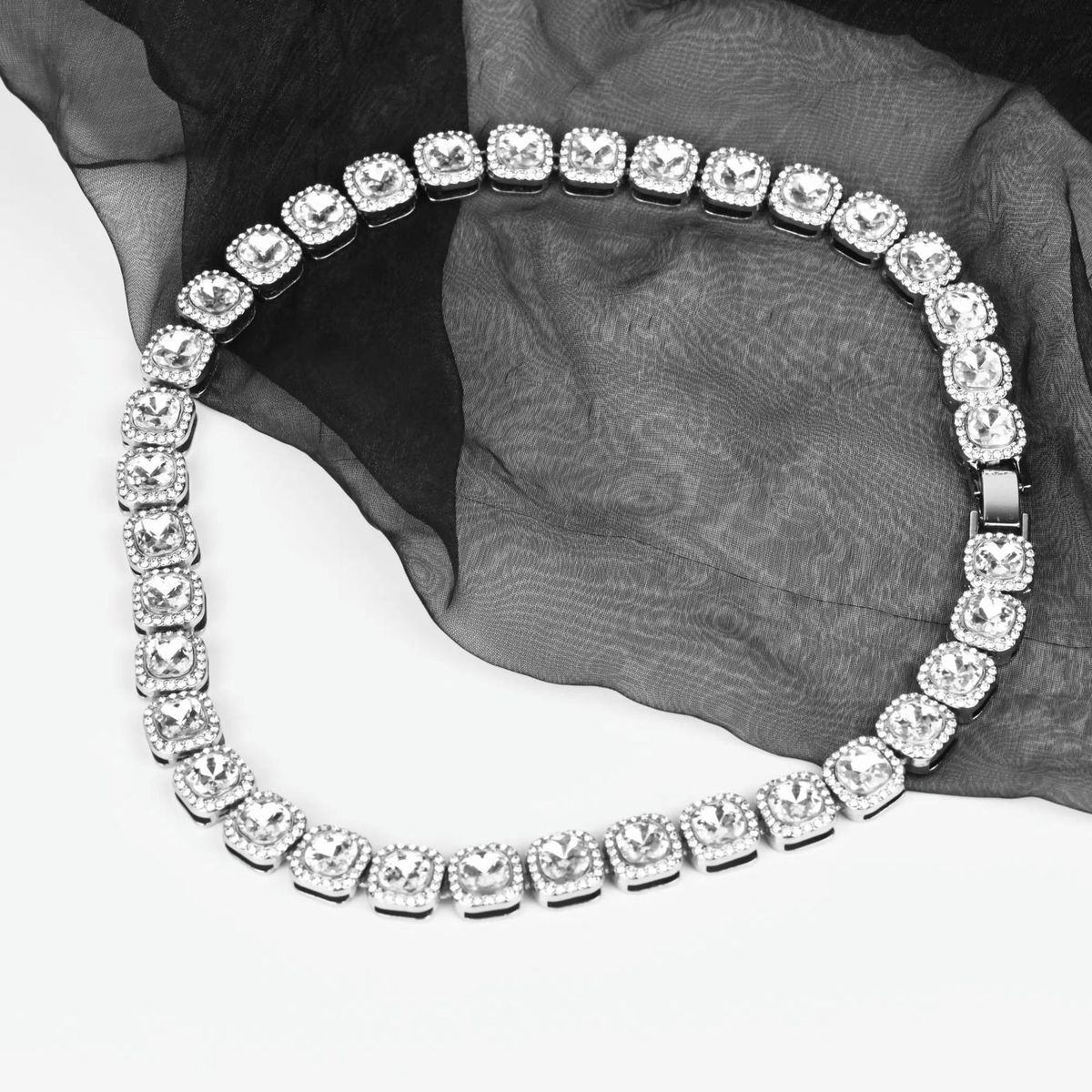 Trendy Hip-hop Full Diamond Rock Sugar Necklace For Men's High-end Accessories, Super Flash Collarbone Chain, Bouncy And_ipsvogv.com