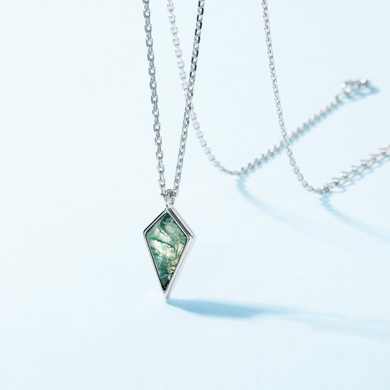 Natural geometric green moss stone necklace S925 silver package inlaid water grass agate clavicle chain versatile_ipsvogv.com
