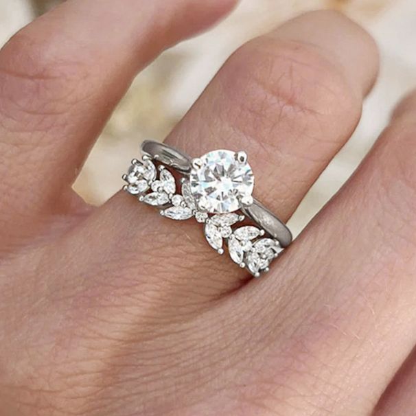 Cao Shi's Wheat Ear Geometric Design Pairs Delicate, Luxurious, High-end Rings With Fashionable Engagement Accessories_ipsvogv.com