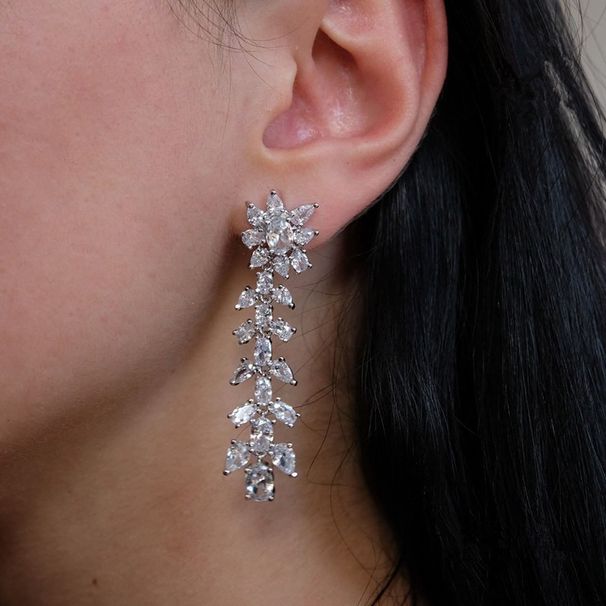Cao Shi's Diamond Leaf Tassel Earrings and Ins Style Long Grain Zircon Earrings Romantic Wedding Jewelry_ipsvogv.com