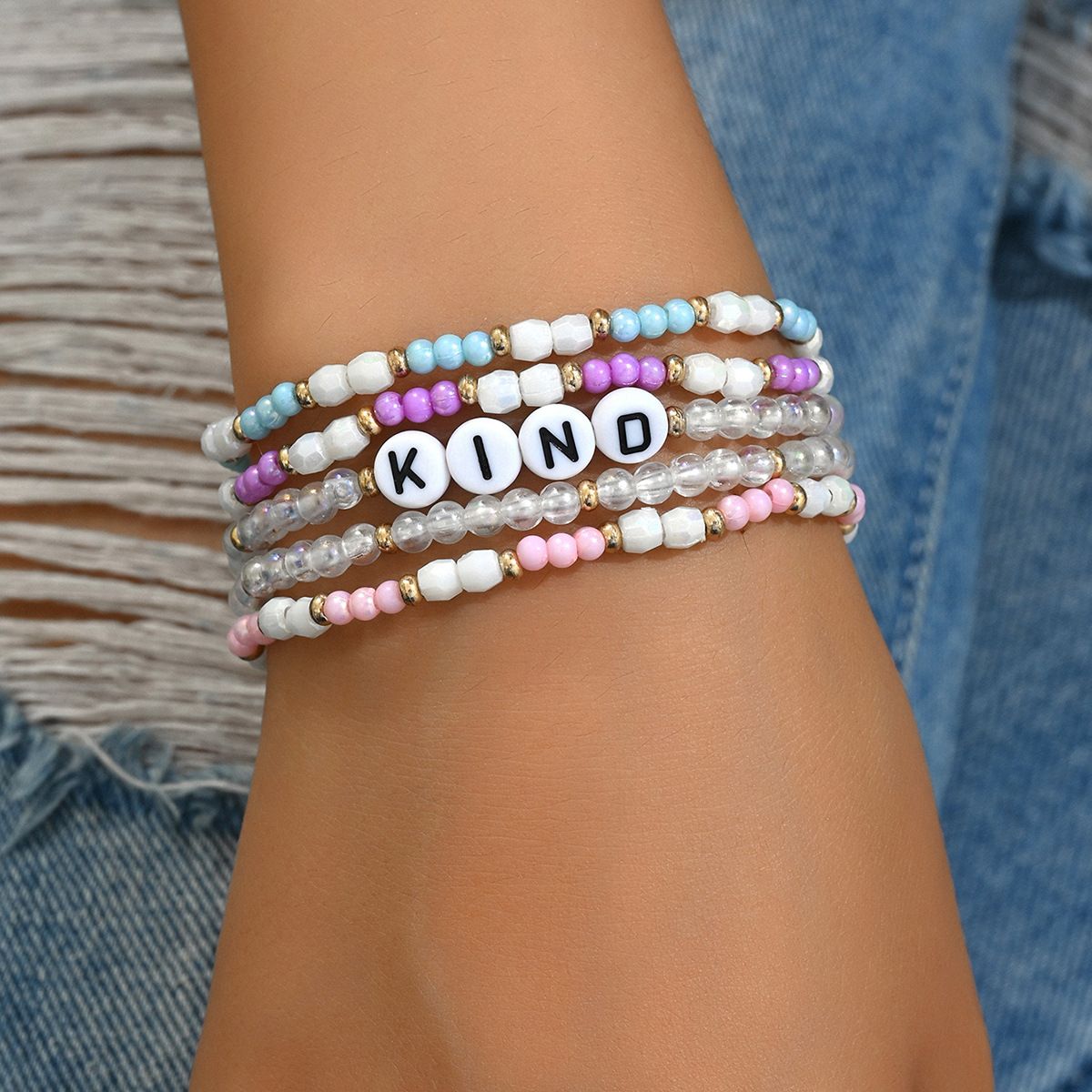 Simple and fashionable OL for female niche, multi-layer colorful rice bead design, English letter br, versatile_ipsvogv.com