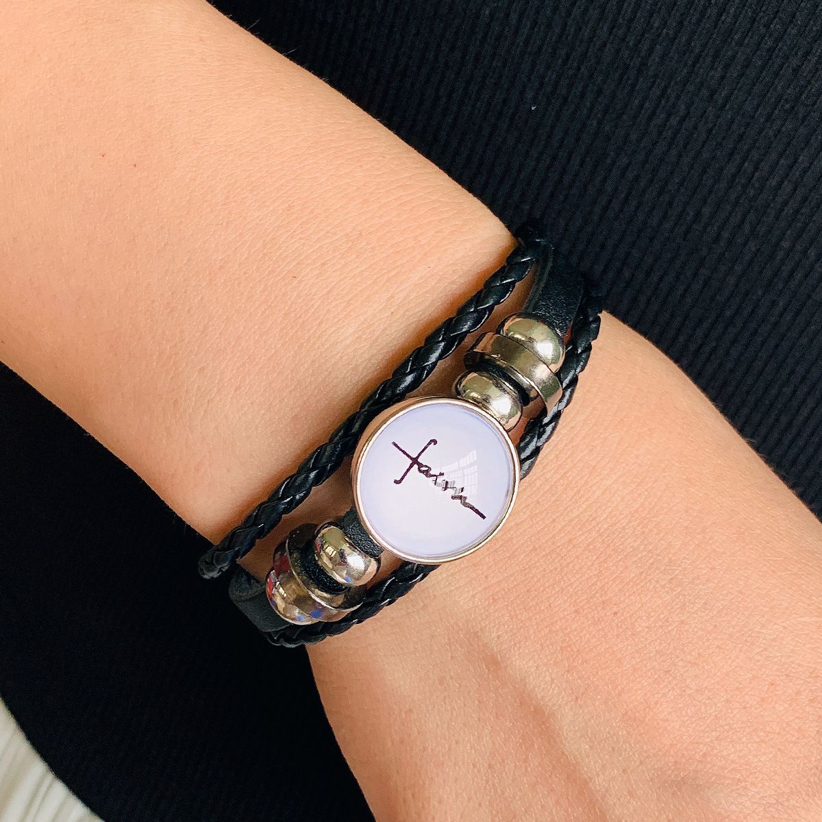 Classic Simple Men's Leather Cord Bracelet Personalized Fashion Beaded Jewelry_ipsvogv.com