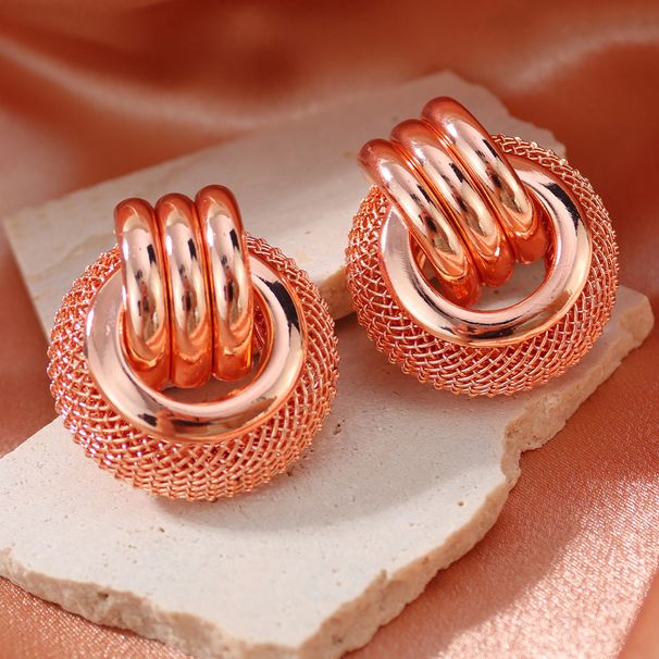 Women's Retro Hollow Metal Circle Plain Earrings Large Earrings Medieval Niche Personality Design Earrings Earrings_ipsvogv.com