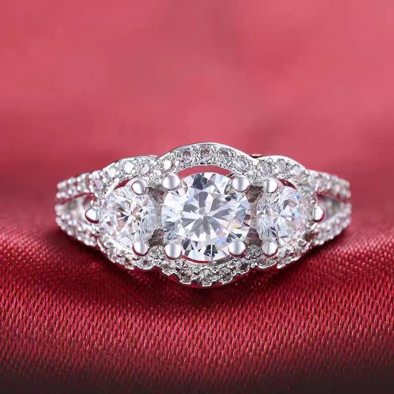 Moissanite Platinum Plated Micro Inlaid Three Diamonds Fashionable High End Trend Exquisite Luxury 3A Zircon Women's Ring_ipsvogv.com