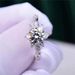 S Pure Silver Classic Sunflower Six Claw, Mosang Stone Women's Light Luxury and High end, New Style Seeking Wedding_ipsvogv.com