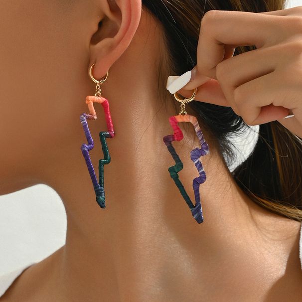 Ins Swt Cool Spicy Girl Womn's Amrican String Rop Dsign Prsonalizd Hip Hop Styl Lightning shapd Earrings_ipsvogv.com