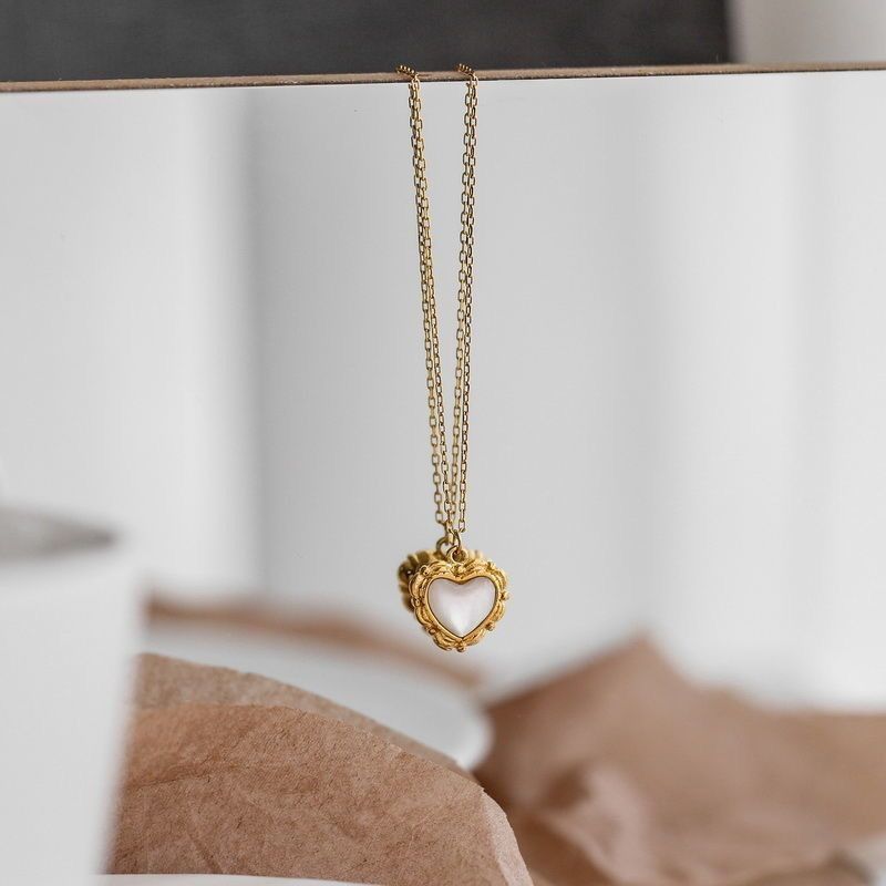 Elegant Niche Design, Instagram Style Beimu Love Pendant Necklace, Women's Titanium Steel Feeling, Simple And Versatile_ipsvogv.com