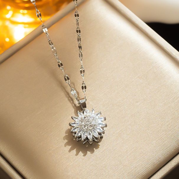 The New Style Comes with a Rotating Sunflower Necklace, Sunflower Ring, Female INS Fashion Double Layer Rotable Pendant_ipsvogv.com