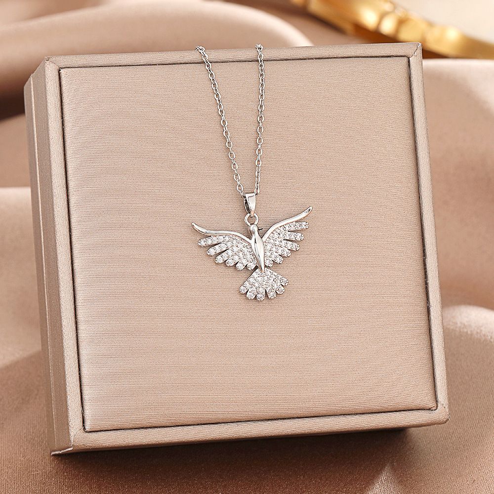 Luxurious Phoenix Wings Pendant Titanium Steel Necklace Women's Diamond Set Internet Red Clavicle Chain New Jewelry_ipsvogv.com