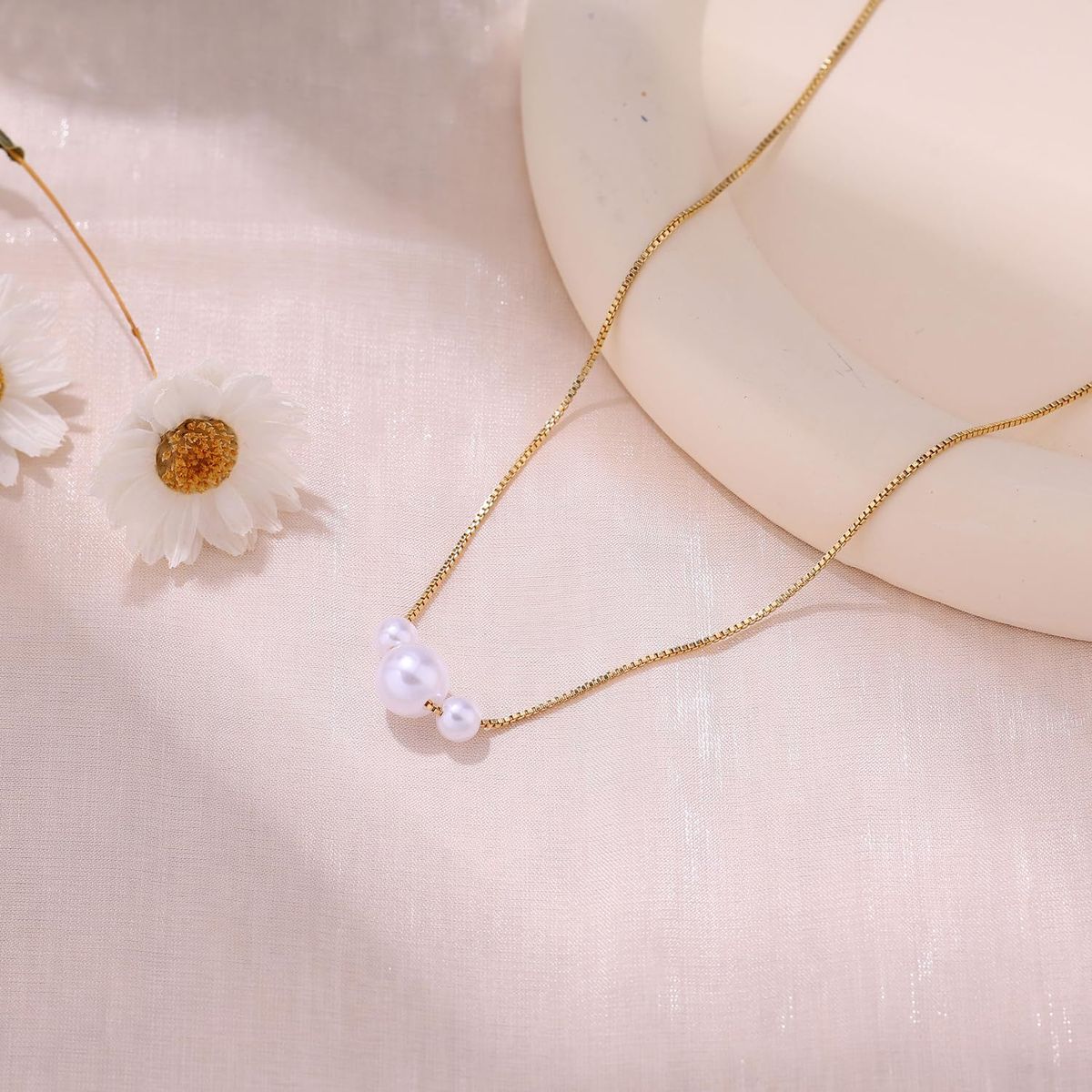 Ins Style Simple And Versatile Pearl Necklace Fashionable Temperament Elegant Clavicle Chain Personality Trend Jewelry Female_ipsvogv.com