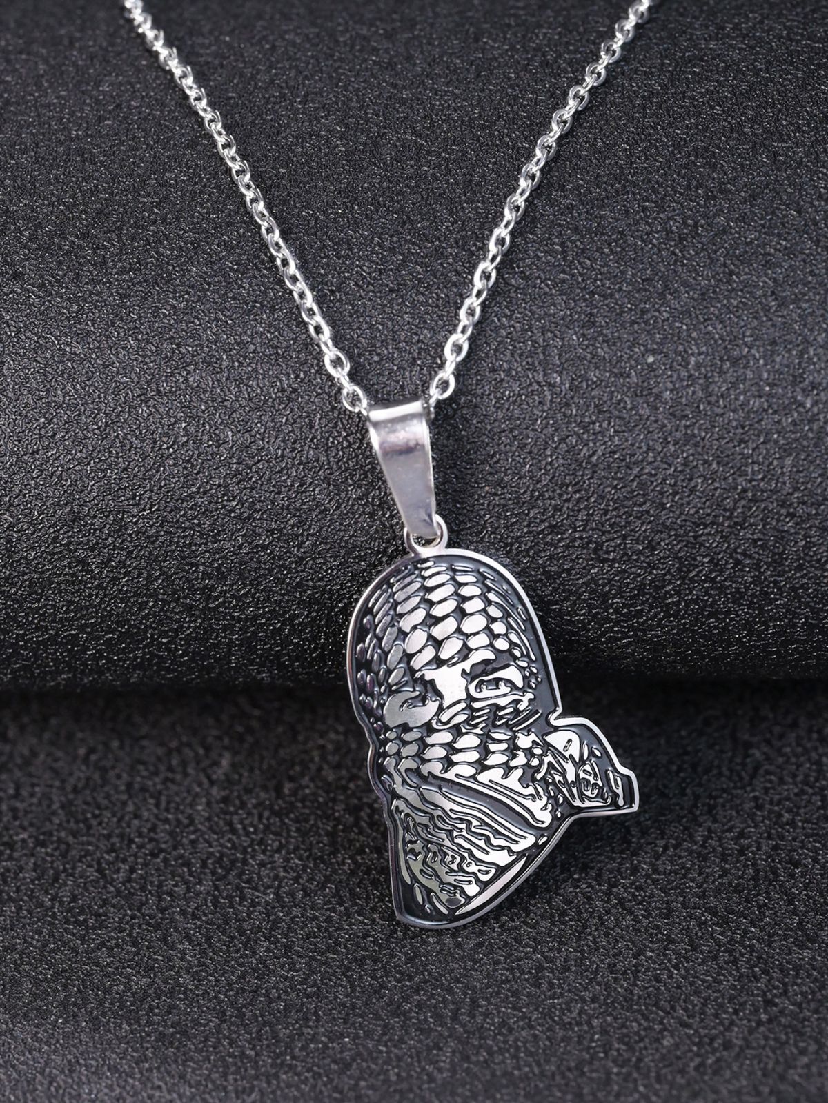 Hamas Stainless Steel Necklace Islamic Money Accessories Popular Jewelry Pendant Necklace_ipsvogv.com