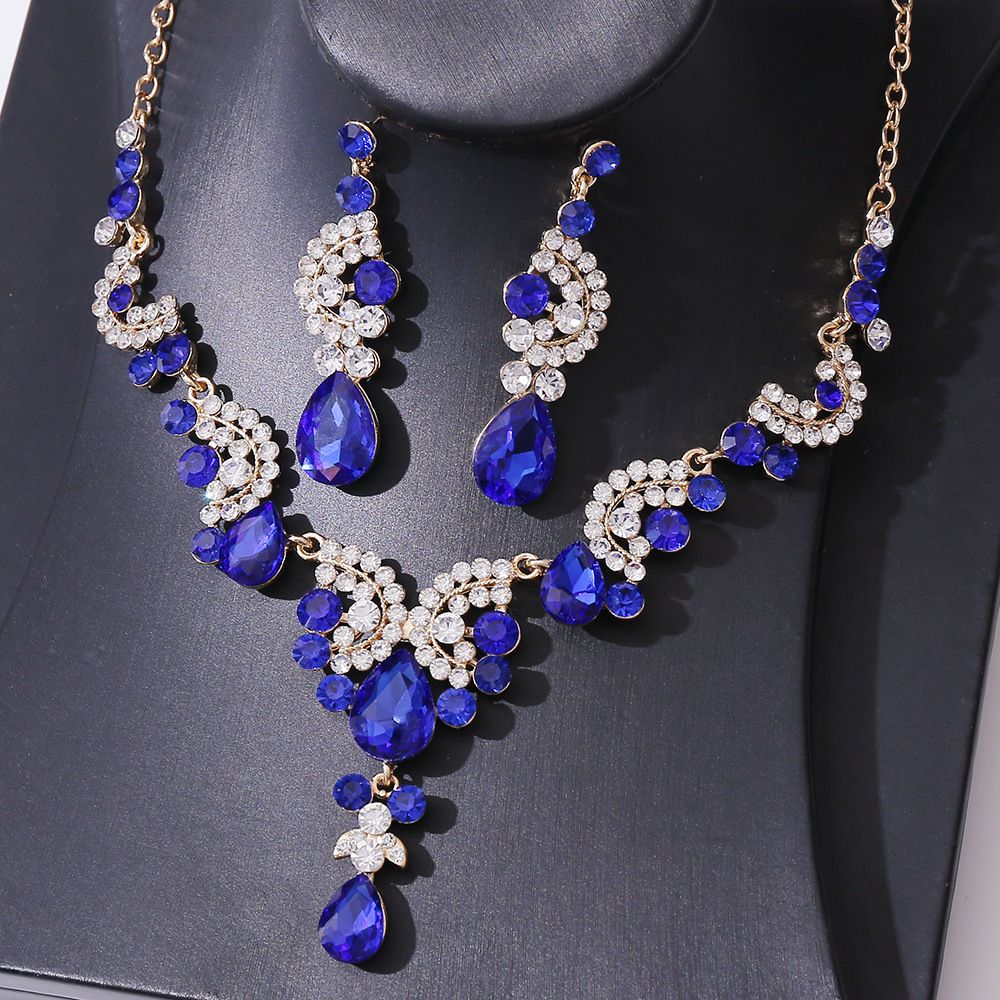 Women's Jewelry Sparkling Water Drop Necklace And Earrings Set, Elegant Rhinestone Collarbone Chain For Parties, Weddings, And Evening Events_ipsvogv.com