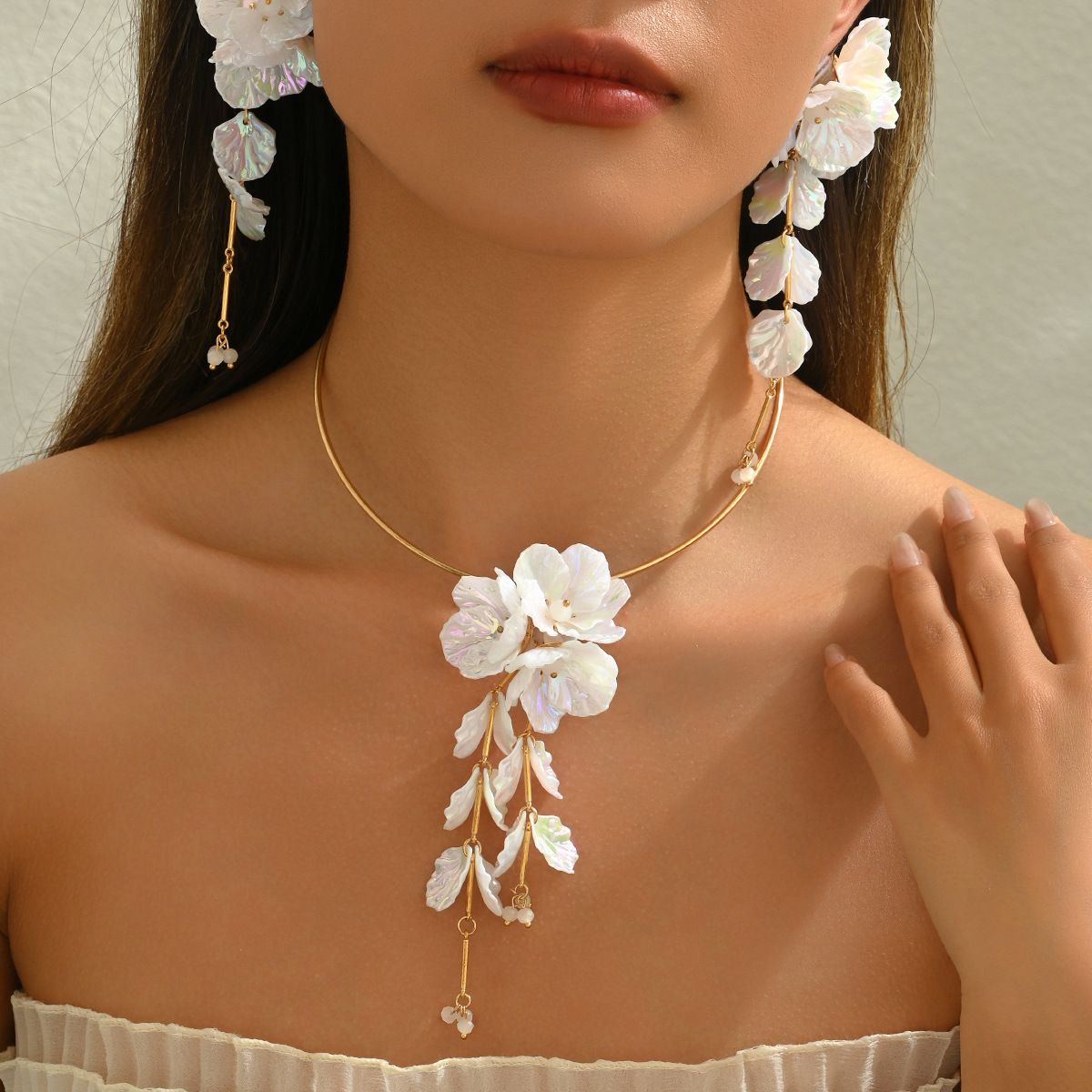 Korean Flower Jewelry Set | Dainty Necklace & Earrings | Fresh Minimalist Design For Women_ipsvogv.com