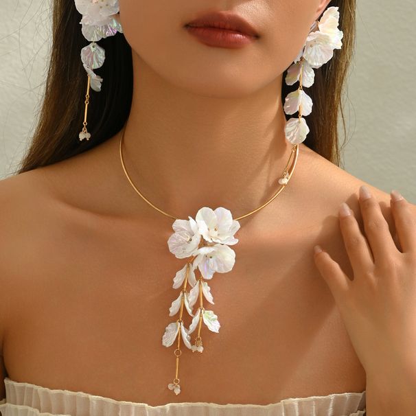 Korean Flower Jewelry Set | Dainty Necklace & Earrings | Fresh Minimalist Design For Women_ipsvogv.com