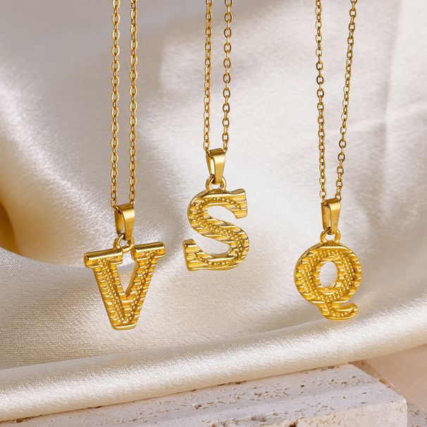 hot selling new product 26 English capital letters pendant necklace gold plated environmentally friendly vacuum plating necklace_ipsvogv.com