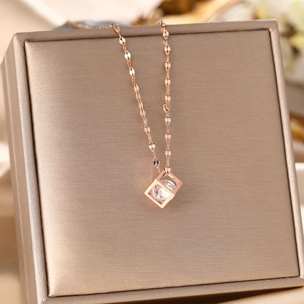 Korean Version Gold-plated Hollowed Out Titanium Steel Necklace For Women, Minimalist Square With Diamond Pendant, Mesh_ipsvogv.com