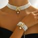 Feng women's pearl necklace bracelet set, niche multi-layer bee pendant design, long collarbone chain_ipsvogv.com