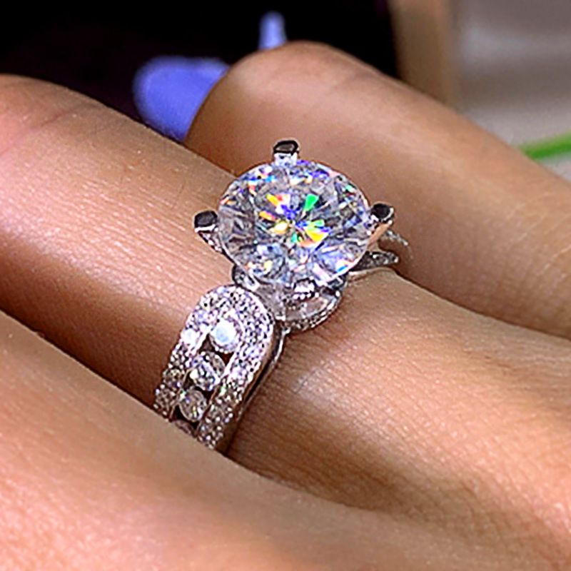 Cao Shi's New Wedding Classic Four Claw Zircon Crystal Fashion Engagement Proposal Ring For Women_ipsvogv.com