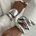 Design Sense Irregular Liquid Glossy Wide Bracelet Female Ins Wind Geometric Folds Bracelet_ipsvogv.com