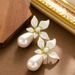 French Style Super Fairy Elegant Fashionable Small Fragrant Wind Drip Oil Flower Pearl Temperament Versatile And_ipsvogv.com
