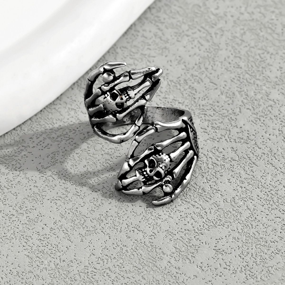 Unisex Personalized Retro Open Ring Trend Punk Dark Devil Niche Exaggerated Ring Design Hand Jewelry_ipsvogv.com