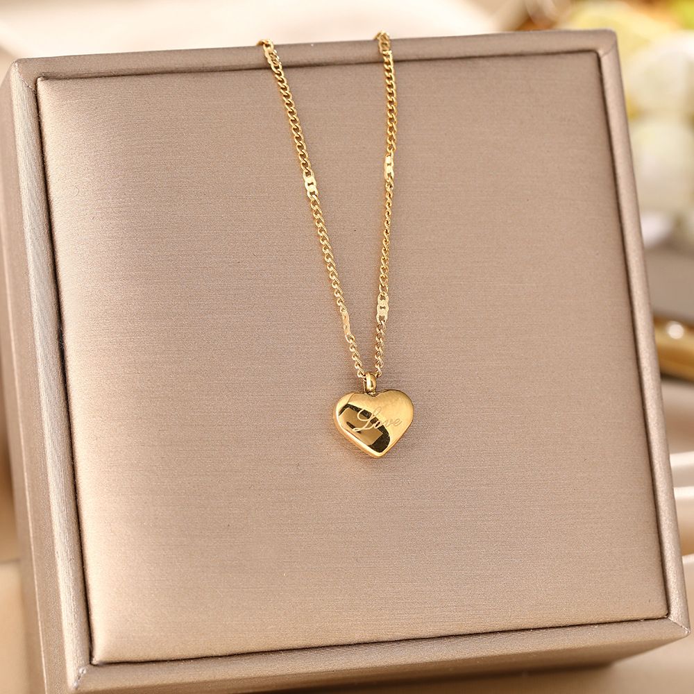 Korean Version Love Titanium Steel Necklace For Women In Autumn And Winter, Simple Temperament, Light Luxury, Peach_ipsvogv.com