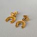 Fashionable Niche INS Titanium Steel Vintage Geometric Niche Horseshoe Earrings_ipsvogv.com