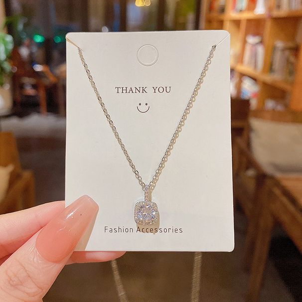 New Exquisite Micro-inlaid Small Square Zirconium Titanium Steel Necklace, Simple And Versatile Temperament Silver Collarbone Chain_ipsvogv.com