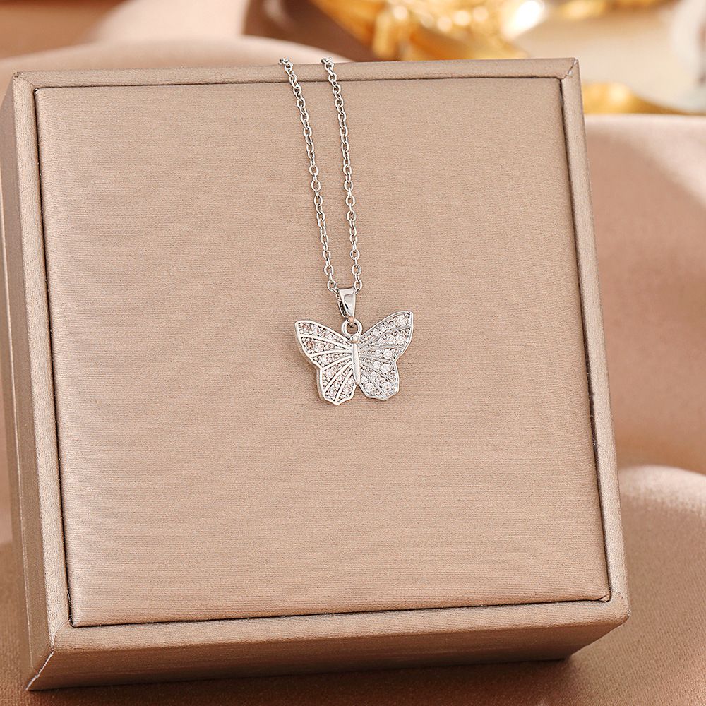 New Micro Inlaid Zirconia Butterfly Pendant Titanium Steel Necklace For Women, Simple And Cold Style Clavicle Chain_ipsvogv.com