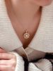 2023 New Design Necklace Hollow Out Light Luxury High-end French Pendant For Women, Simple And Elegant Temperament_ipsvogv.com