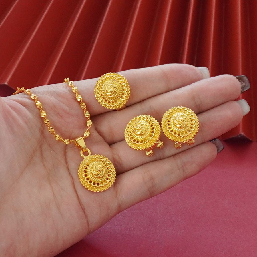 Eye Design Gold-plated Necklace Pendant Earring Ring Three Piece Jewelry Set_ipsvogv.com