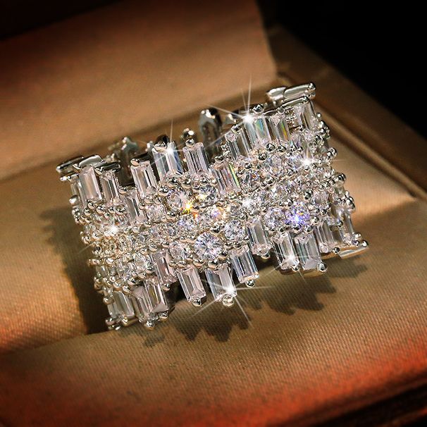 Irregular micro-inlaid with zircon ring European and American luxury women's jewelry ring_ipsvogv.com