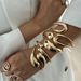 hot selling hug open bracelet bracelet personalized metal smooth symmetrical water drop spring buckle bracelet_ipsvogv.com