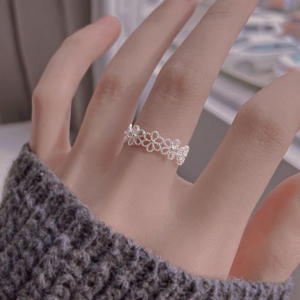 S Pure Silver Hollow Flower Ring, Female Niche, Light Luxury, Fairy Atmosphere, Ins French Sweet Lace Food Ring_ipsvogv.com