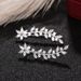Cao Shi's Style Is Popular On Internet, With The Same Ear Hook As Huiqiao's Earrings. Song Zu'er Has Full Diamond Flower_ipsvogv.com