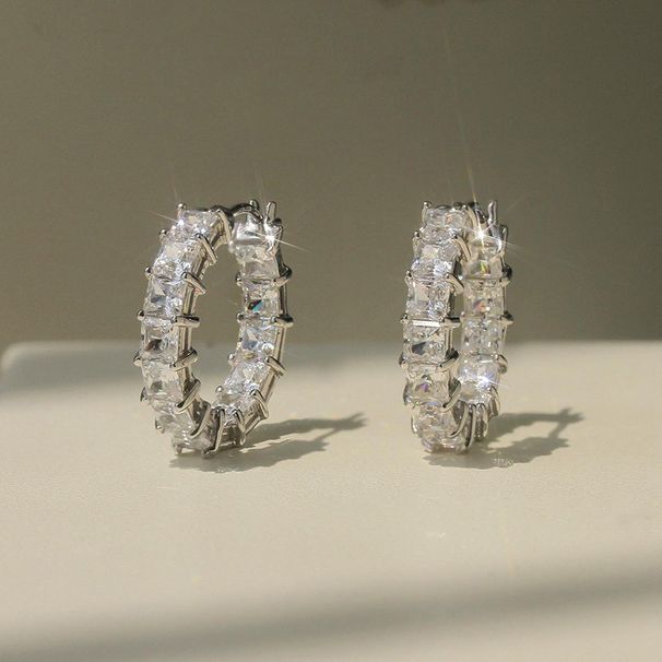 Cao Shi Fashion Micro Inlaid Square Super Sparkling Zircon Light Luxury Style Round Women's Versatile Earrings_ipsvogv.com