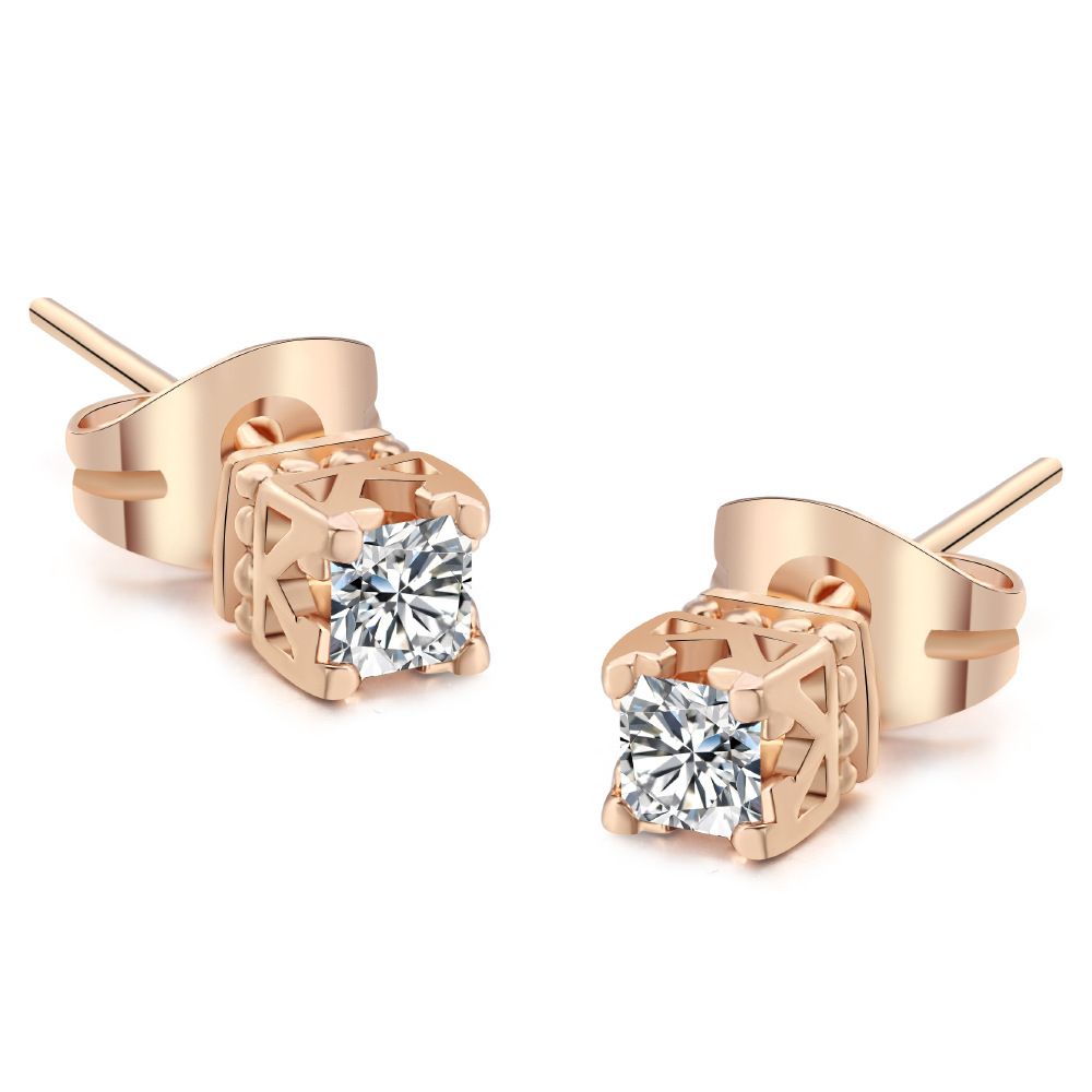 Unisex popular jewelry Korean four claw earrings micro inlaid platinum/rose gold earrings_ipsvogv.com