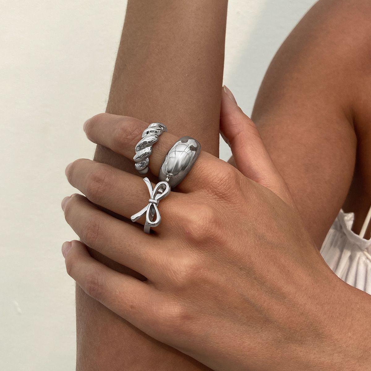 Ins Style Design, Metal Smooth Bow Geometric Thread Opening Ring, Index Finger Ring_ipsvogv.com