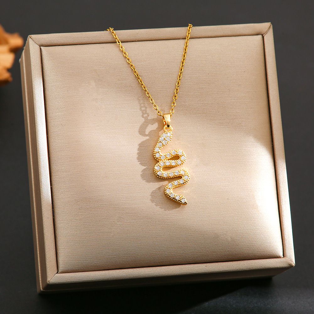 Trendy Micro Inlaid Zircon Snake Shaped Titanium Steel Necklace For Women's Fashion Personality Ins Style Collarbone_ipsvogv.com